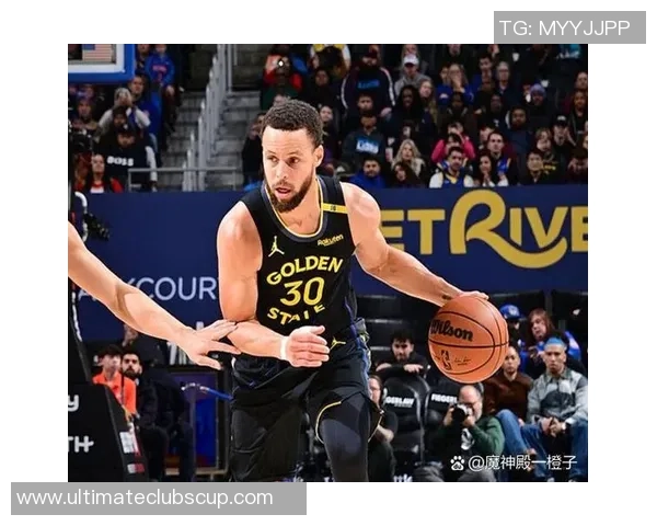 库里带领勇士战胜活塞精彩集锦回顾与赛后分析